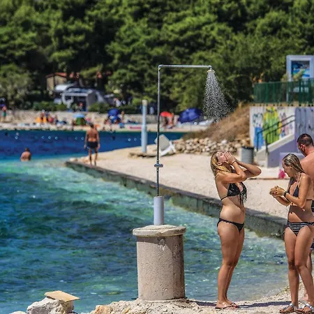 Beautiful In Okrug Gornji With Wifi Holiday home